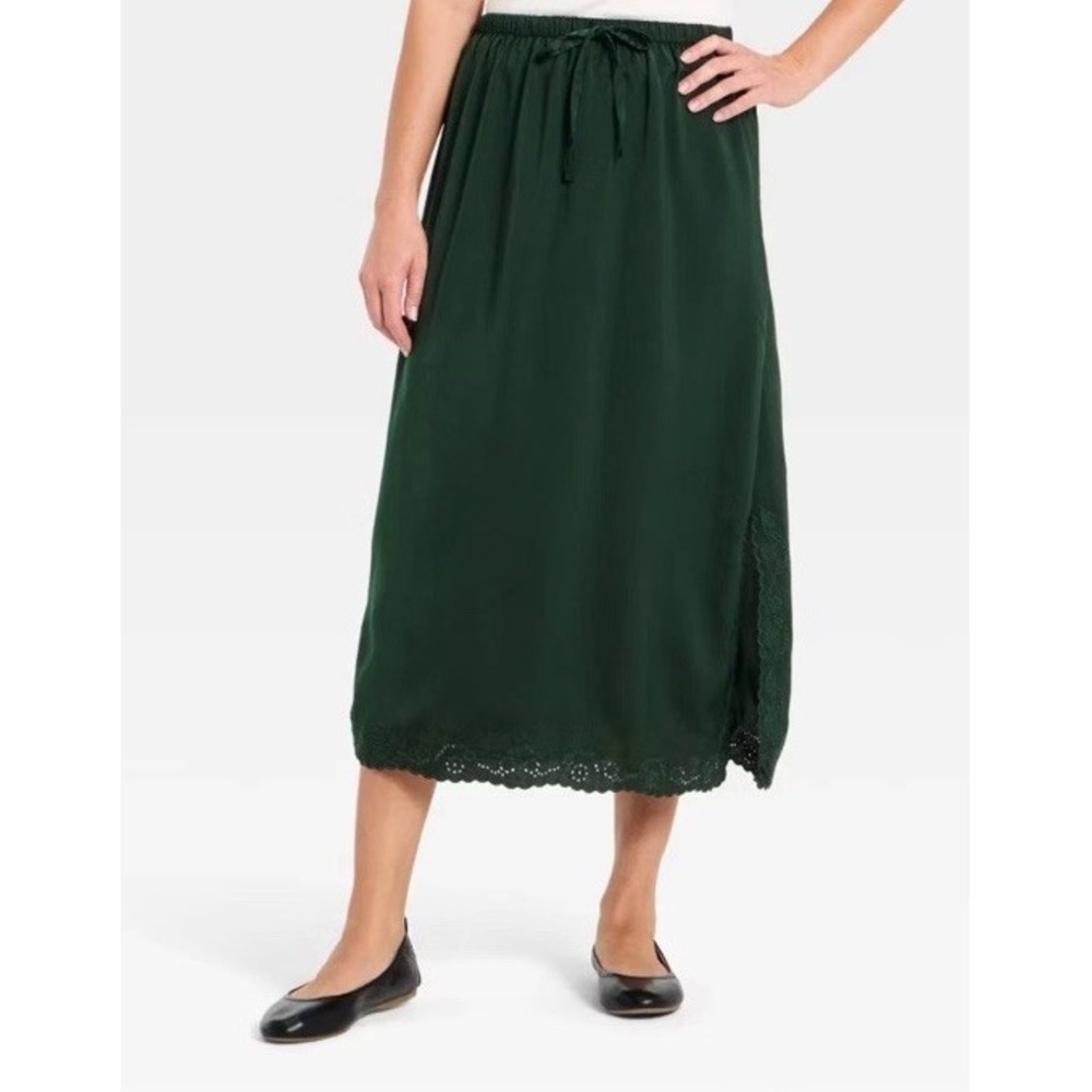 Womens Size XL Cutwork Midi A-Line Skirt - Universal Thread Dark Green